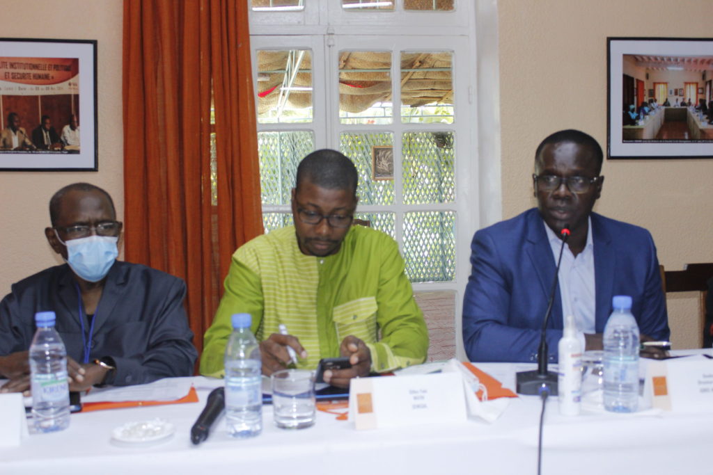 Rencontre regionale La stabilite democratique comme solution a la consolidation de la paix en Afrique de lOuest 0017
