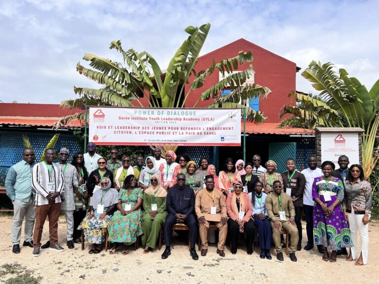 GYLA 2025 coup denvoi de la Semaine de Dakar 24 jeunes a Goree pour reflechir et agir en faveur du Sahel 1